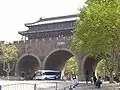 The Yijiang Gate