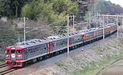 A Shinano Railway 169 series EMU in April 2013