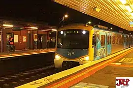Siemens Nexas 707M-T-708M-M-T-M, operating the 12:54am Flinders Street service, the last train to stop at the former station, July 2019