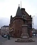 Near 801 Govan Road, Junction With Burleigh Street, Sir William Pearce, Statue