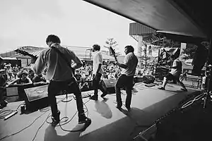 Sirens live in Indianapolis on Warped Tour 2013