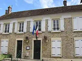 The town hall in Sivry-Courtry