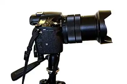 digital camera lens with two control knobs