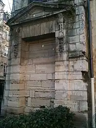 The abbey fountain from 1719, now on Square Charles-Victor-Langlois.