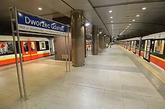 Dworzec Gdański Station, M1