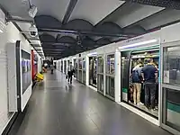 Line 4 platforms