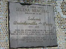 Plaque dedicating Mirador De La Flor to Selena