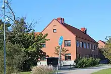 The local school, Strandskolan.