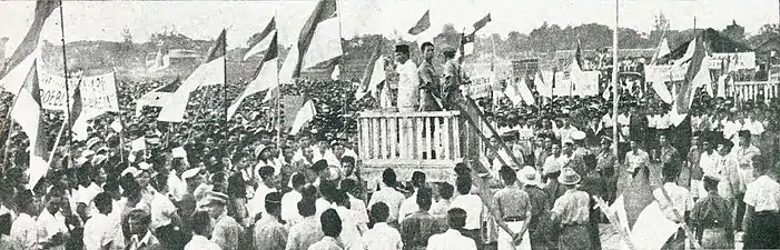Sukarno speaking at Ikada Square