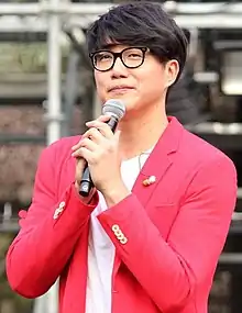 Sung Si-kyung in May 2014