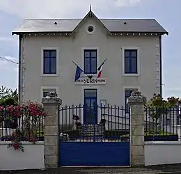 The town hall in Surin