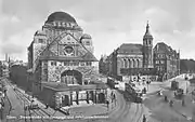 The Old Synagogue in 1922, on the right is the Friedenskirche (Church of Peace)