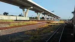 Tracks, Taling Chan railway station