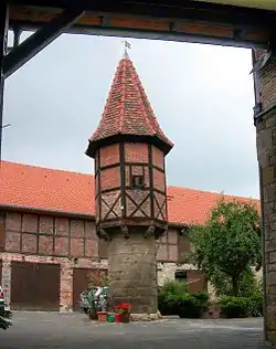 The dovecote (Taubenturm) in Meisdorfer Hof