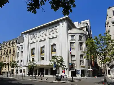 Théâtre des Champs-Élysées, by Auguste Perret, 15 avenue Montaigne, Paris (1910–13). Reinforced concrete gave architects the ability to create new forms and bigger spaces.