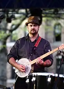 Funk performing with The Decemberists, 28 April 2009