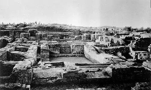 During 1922-1927 archaeological excavations