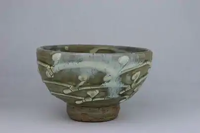 Thrown, Slip Trailed Bowl by Takeshi Yasuda