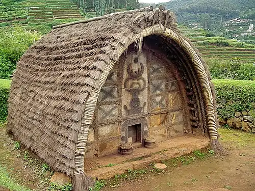 Image 107Toda tribe hut, India (from Portal:Architecture/Ancient images)