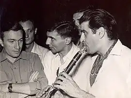 Tony Scott (far right) with Serbian clarinetist Mihailo Živanović (far left) in 1951