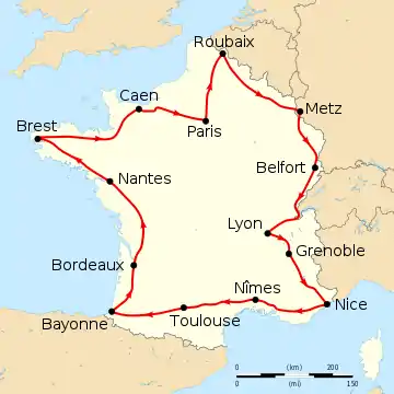 Map of France with the route of the 1907 Tour de France on it, showing that the race started in Paris, went clockwise through France and ended in Paris after fourteen stages.