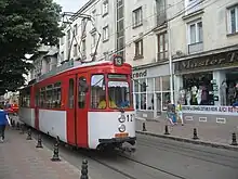 GT4 tram on route 13