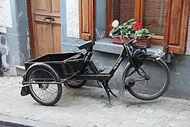 Black tricyclized 1967 VéloSolex.