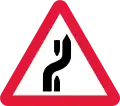 Change of carriageway ahead (1975–1994)