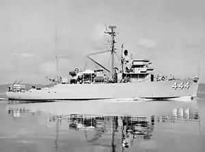 USS Firm (MSO-444) underway in 1954