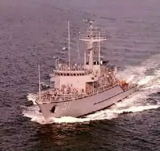 USS Osprey (MHC-51)