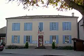 The town hall in Uzeste