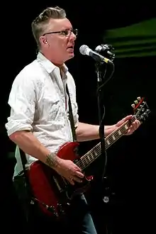 Vaden Todd Lewis performing with Toadies at the 2015 Dia de los Toadies in Fort Worth, Texas.