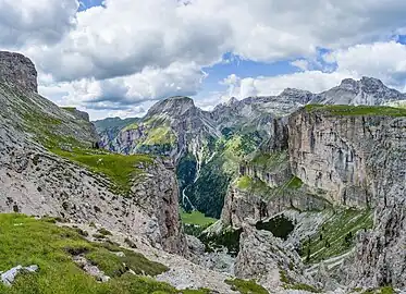 Col dala Pieres in the Stevia group seen from Val Lietres in Val Gardena