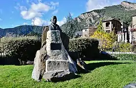Jacint Verdaguer statue