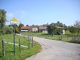 The road into Vatilieu