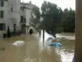 The 2002 floods at Sommières