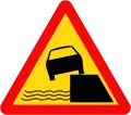 215c: Embankment along the left side of the road