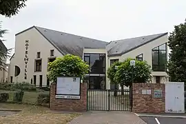 The town hall in Villemoisson-sur-Orge