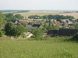 A general view of Villeneuve-au-Chemin