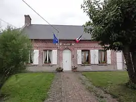 The town hall in Villeselve