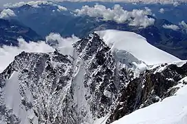 Vincent Pyramid seen from Parrotspitze