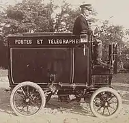 A mail van in 1901.