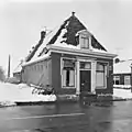 House in winter (1971)