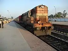 WDM 3A with 12293 Allahabad Duronto Express at Madan Mahal railway station