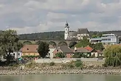 Emmersdorf as viewed from the Danube