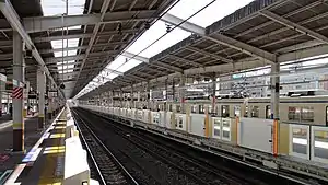 View from platforms 3/4, looking toward Ikebukuro, October 2012