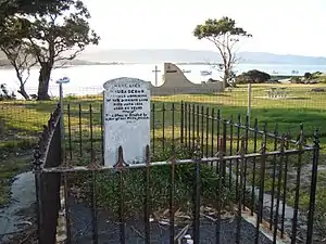 Wauba Debar's grave and headstone