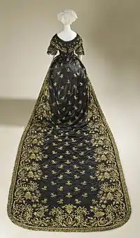 2 - 1840 court dress