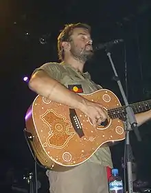 Xavier Rudd in concert