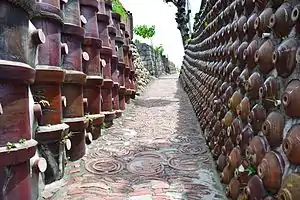 Tokoname pottery footpath